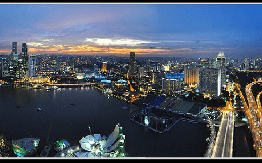 Singapore waterfront skyline at dusk