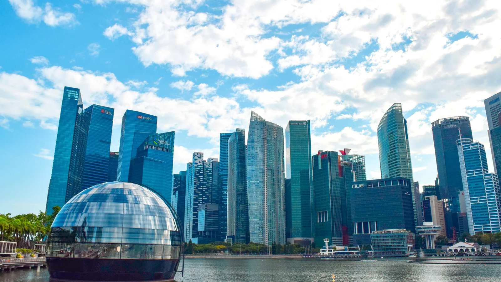 Singapore Marina Bay skyline and waterfront